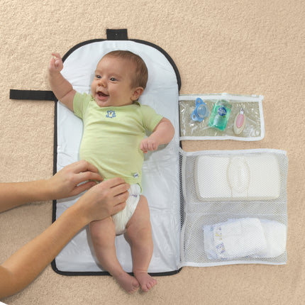 Summer Infant Change Away Mat - Convenient diaper changing